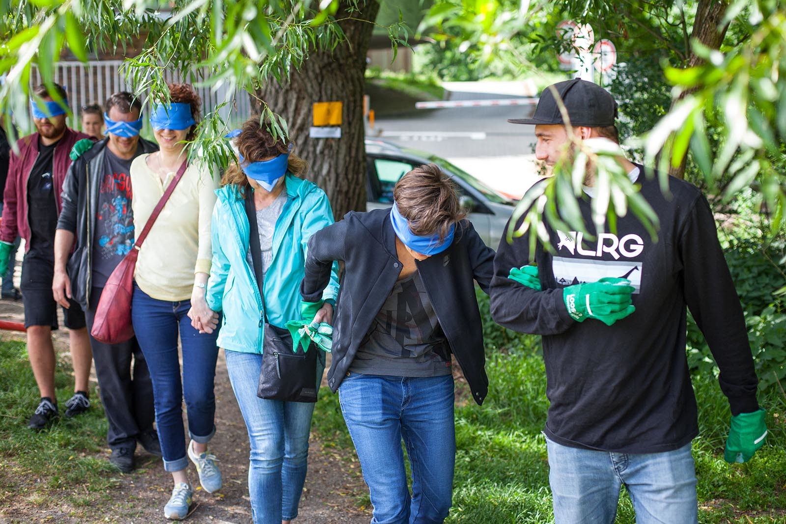 Team dostal prvni ukol na prohloubeni duvery ve hre Tree Mend Us