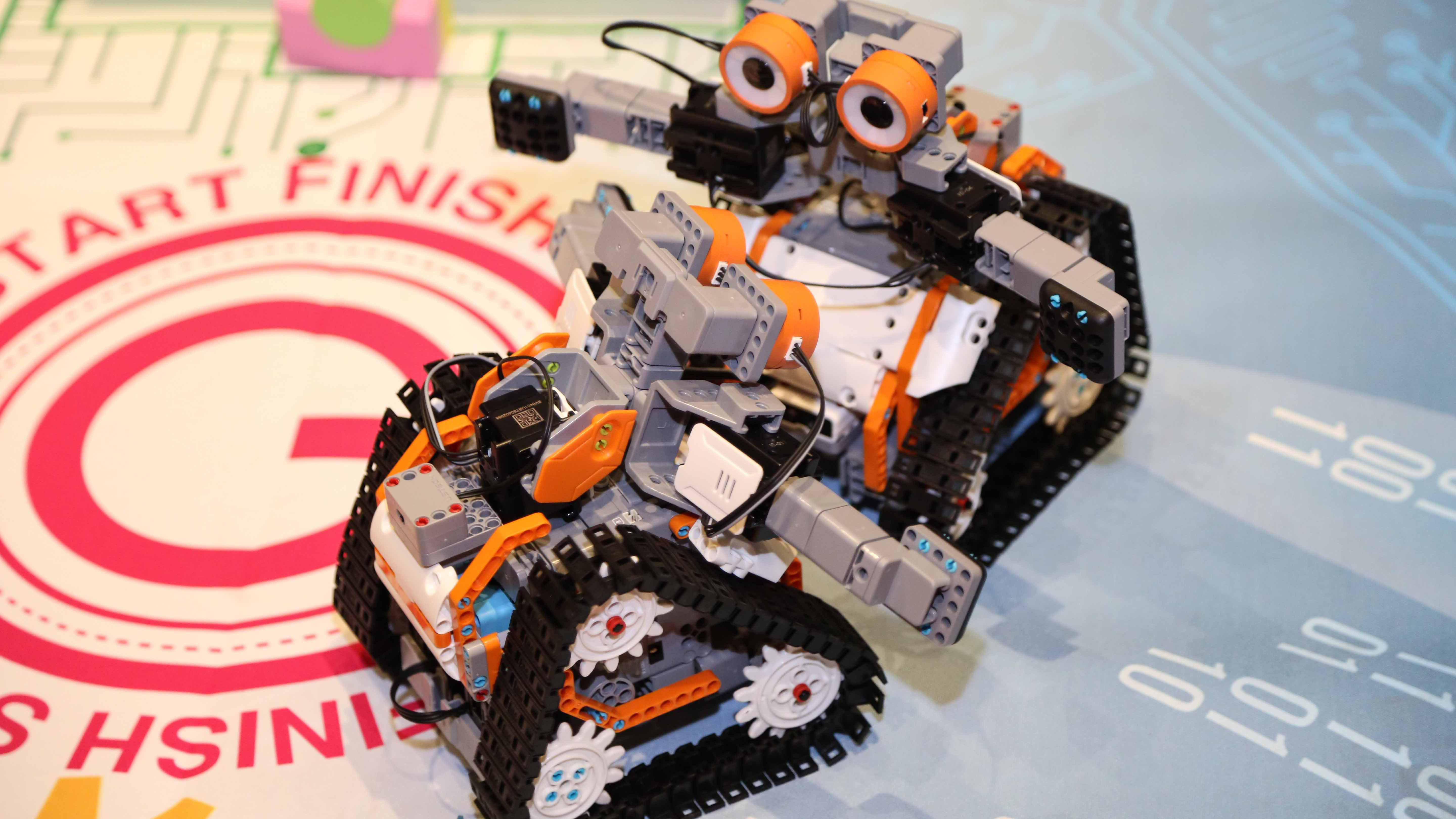 The Self Replicating Robot Revolution Has Begun! - f6iv3yi