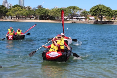 Flat out FOrmule na pláži